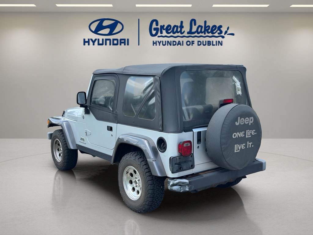 Used 2004 Jeep Wrangler X AWD/4WD image 3