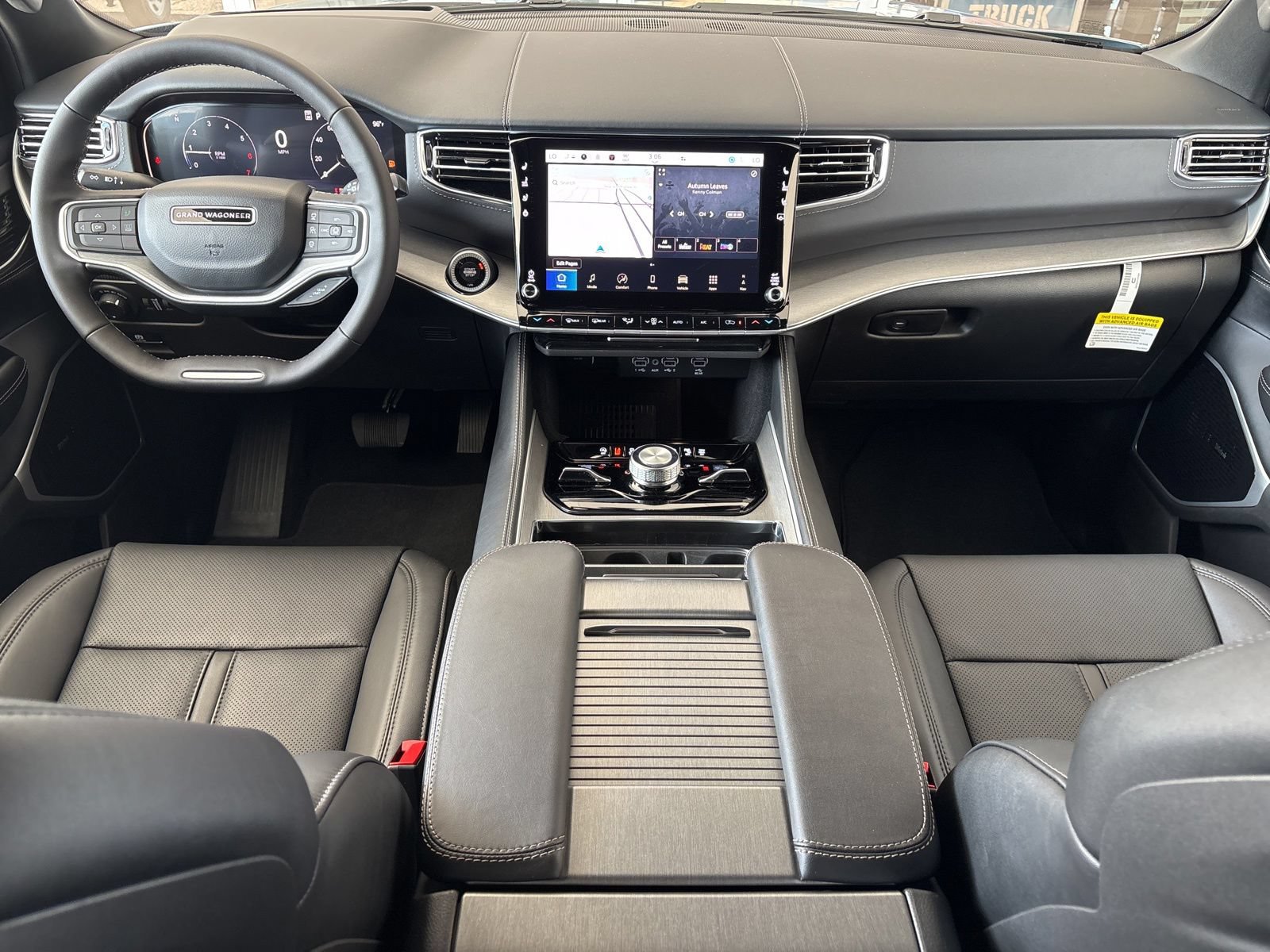 New 2026 Jeep Grand Wagoneer Limited AWD/4WD image 32
