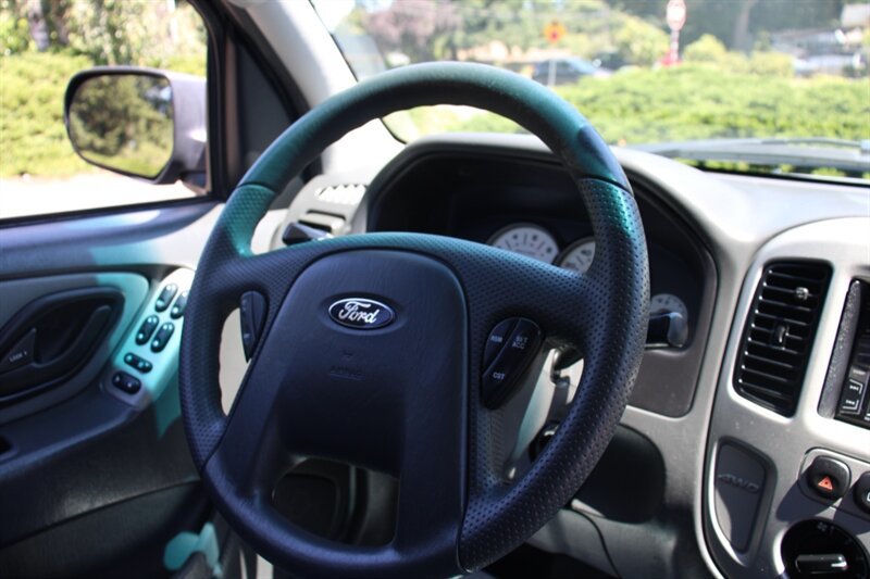 Used 2007 Ford Escape XLT AWD/4WD image 16