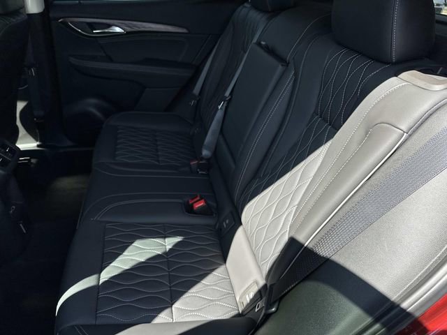 Used 2023 Buick Envision Avenir image 12