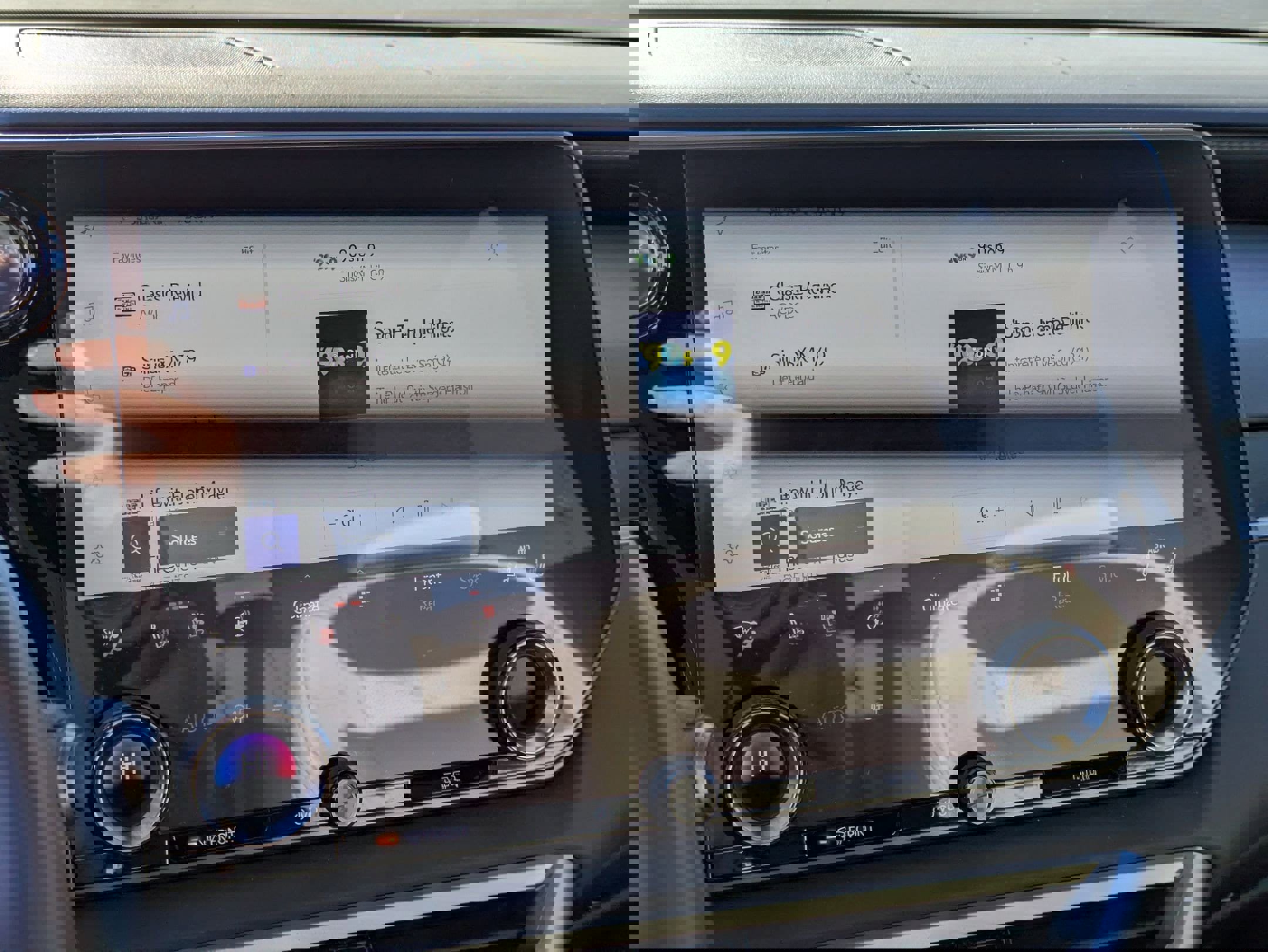 Used 2023 Lexus RX 350h image 21