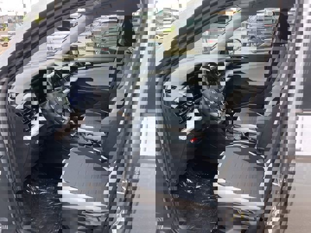 New 2025 Volkswagen Taos S image 18