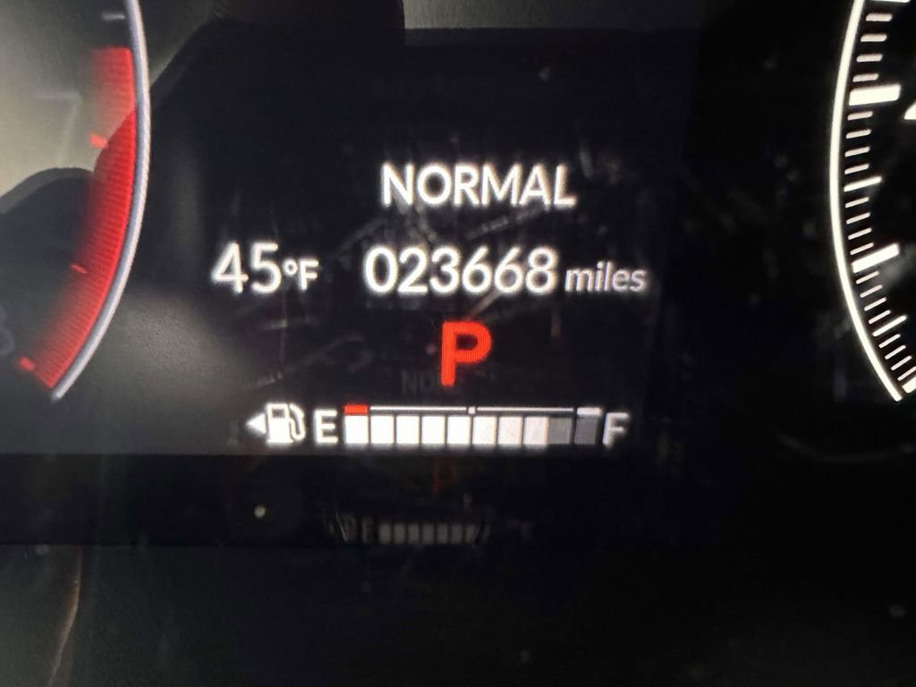 Used 2023 Honda HR-V LX image 30