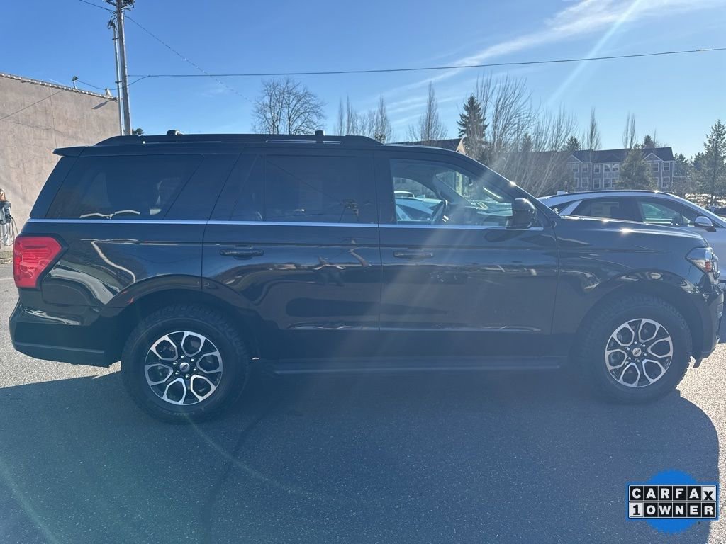 Used 2024 Ford Expedition XLT image 9