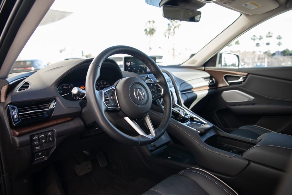 Used 2023 Acura RDX AWD w/ Advance Package image 9