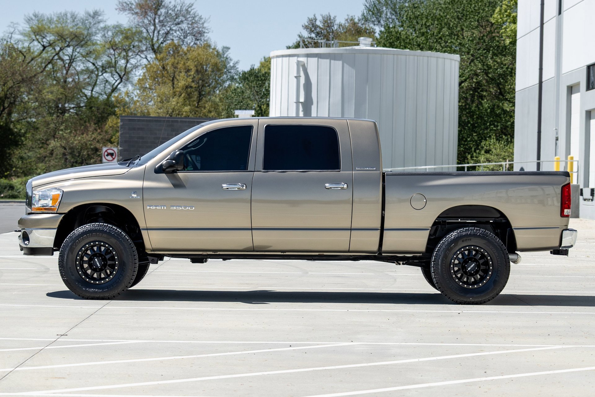 Used 2006 Dodge Ram 3500 Truck SLT w/ Light Group AWD/4WD image 8