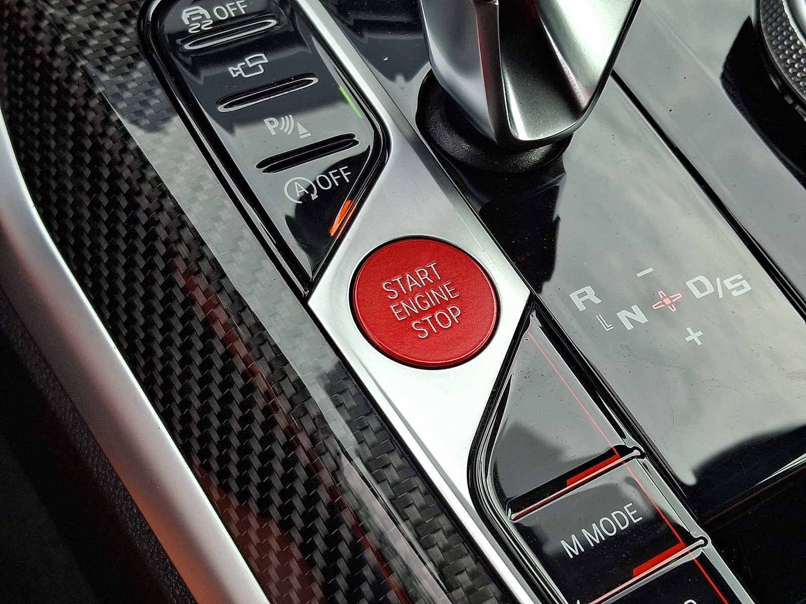 Used 2023 BMW M4 xDrive Competition w/ M Carbon Exterior Package image 23