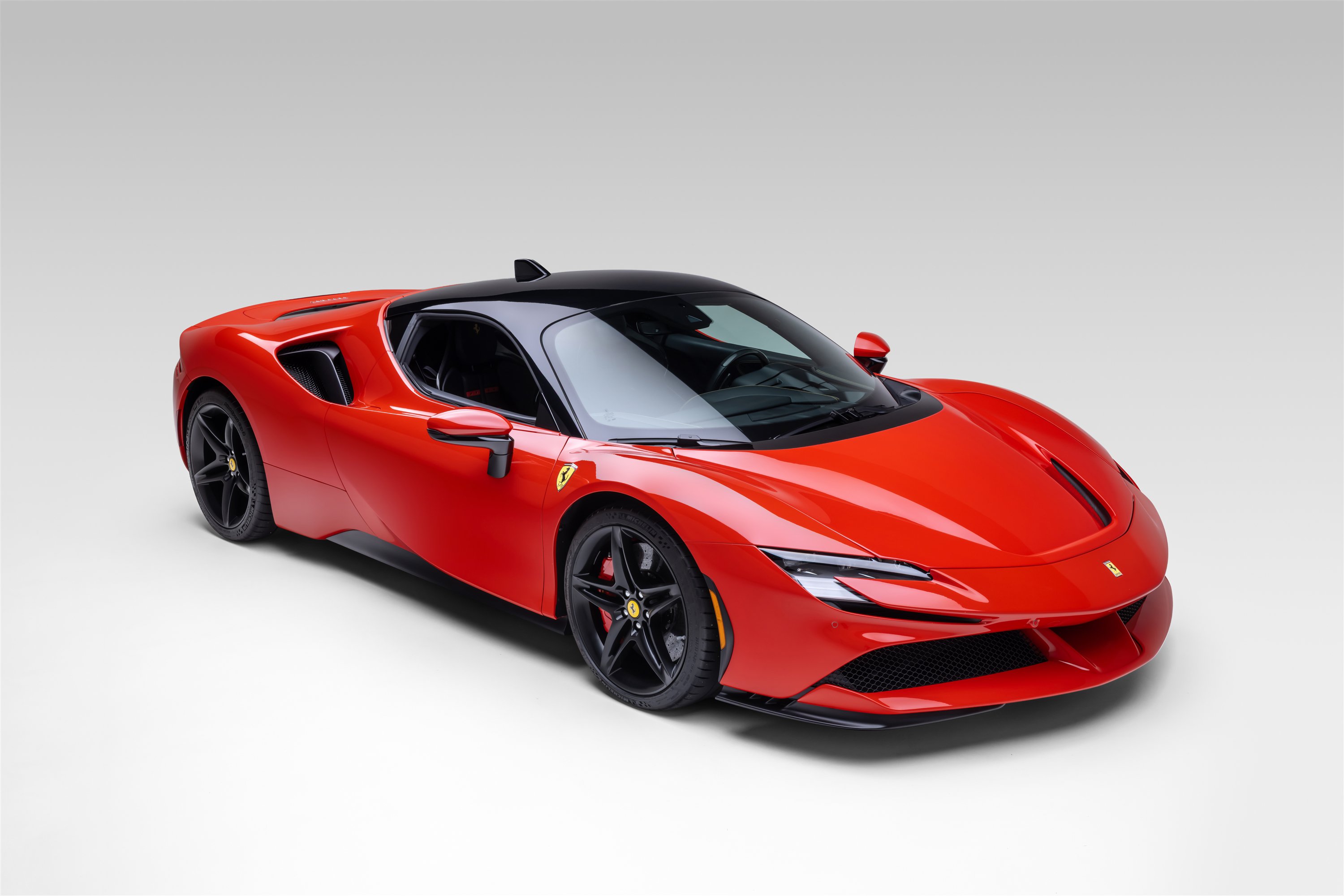 Certified 2021 Ferrari SF90 Stradale AWD/4WD image 9