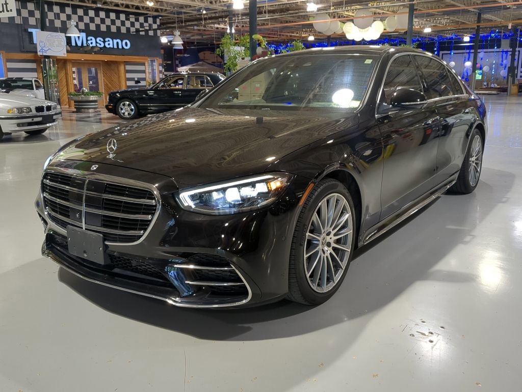 Used 2023 Mercedes-Benz S 500 4MATIC image 1