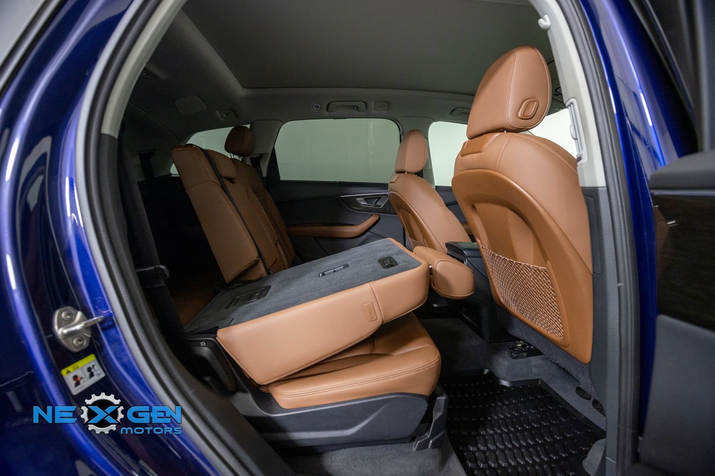 Used 2023 Audi Q7 3.0T Premium Plus w/ Premium Plus Package AWD/4WD image 38