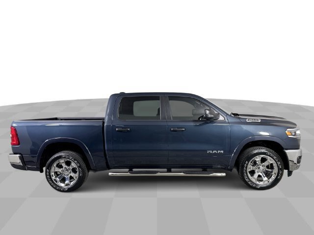 Used 2025 RAM 1500 Big Horn AWD/4WD image 9