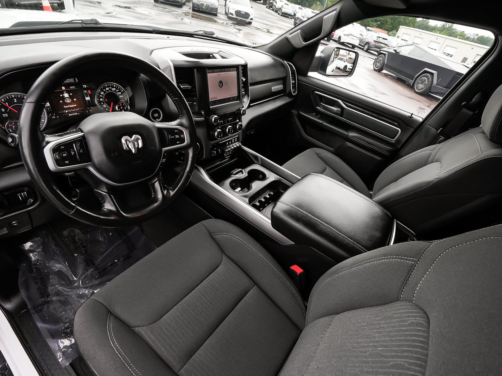 Used 2023 RAM 1500 Big Horn AWD/4WD image 17