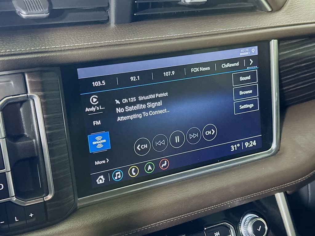 Used 2021 GMC Yukon XL Denali w/ Denali Premium Package image 32