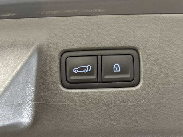 Used 2025 Hyundai Santa Fe Limited FWD image 29