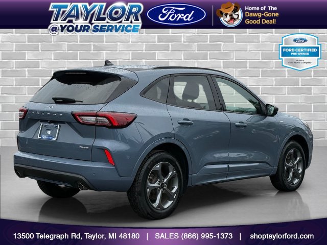 Certified 2024 Ford Escape ST-Line w/ Tech Pack #1 AWD/4WD image 3
