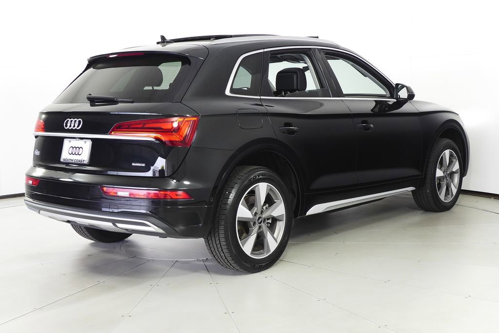 Used 2023 Audi Q5 Prestige w/ Prestige Package image 7