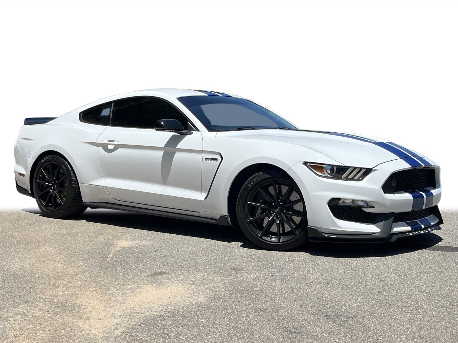 Used 2017 Ford Mustang Shelby GT350 w/ Electronics Package RWD image 2