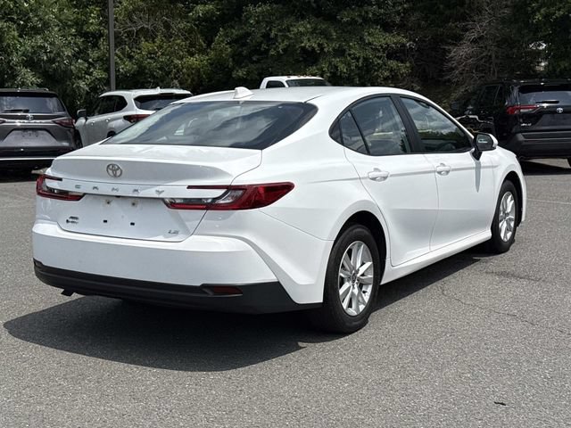 Used 2025 Toyota Camry LE AWD/4WD image 2