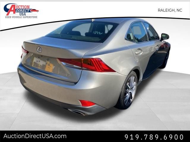 Used 2018 Lexus IS 300 image 35
