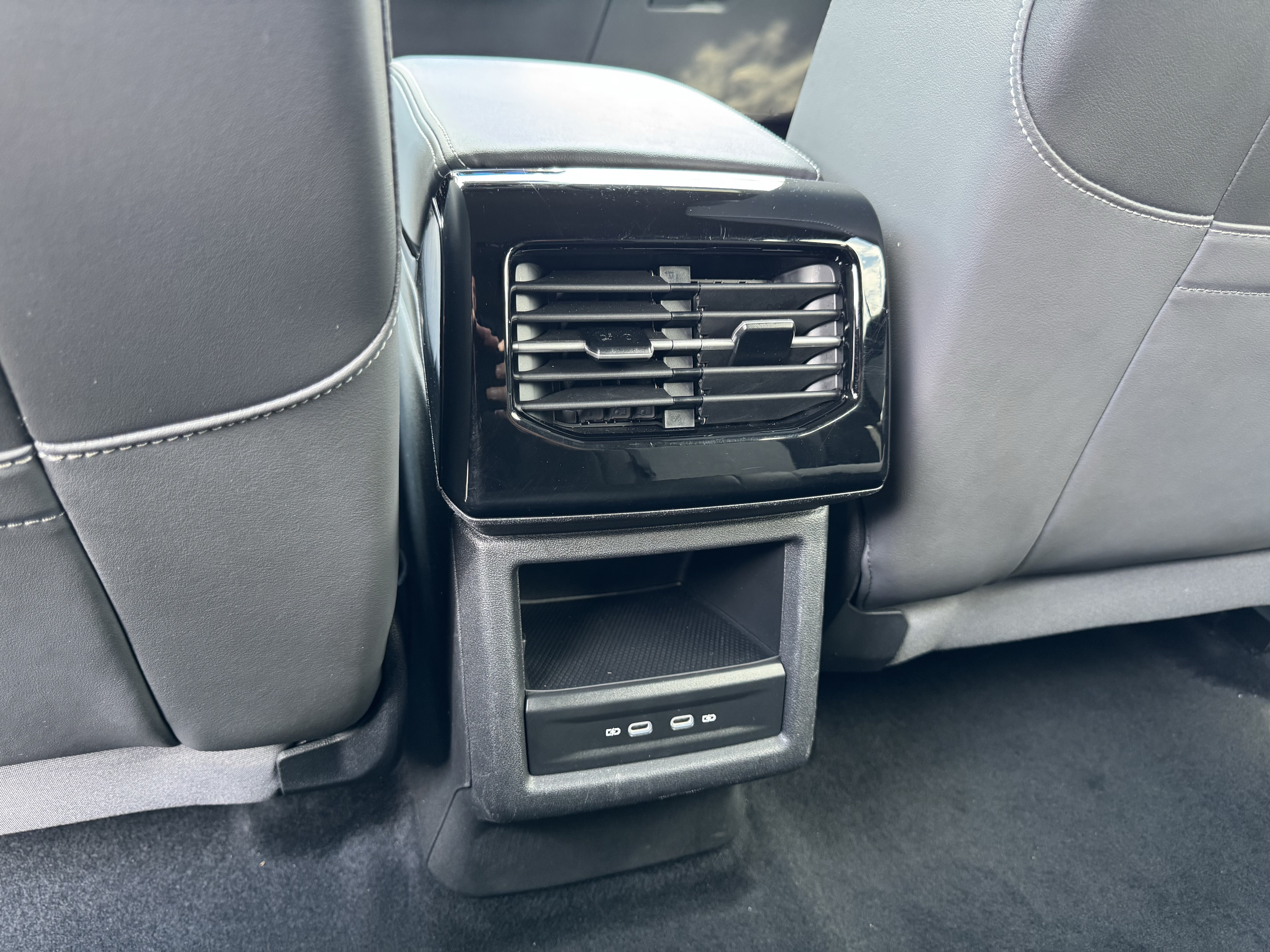 Certified 2023 Volkswagen ID.4 Pro RWD image 30