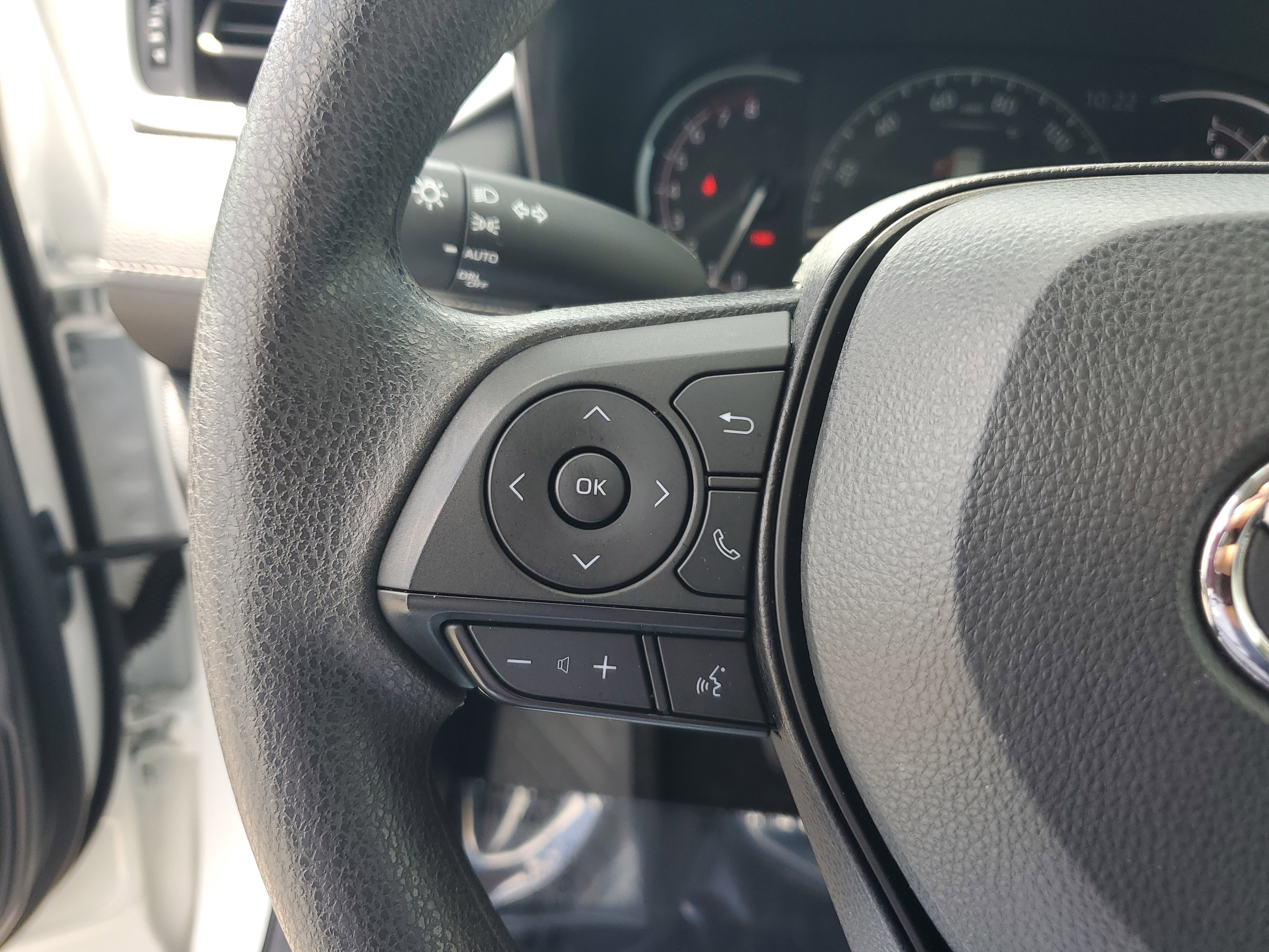 Used 2024 Toyota RAV4 XLE image 20