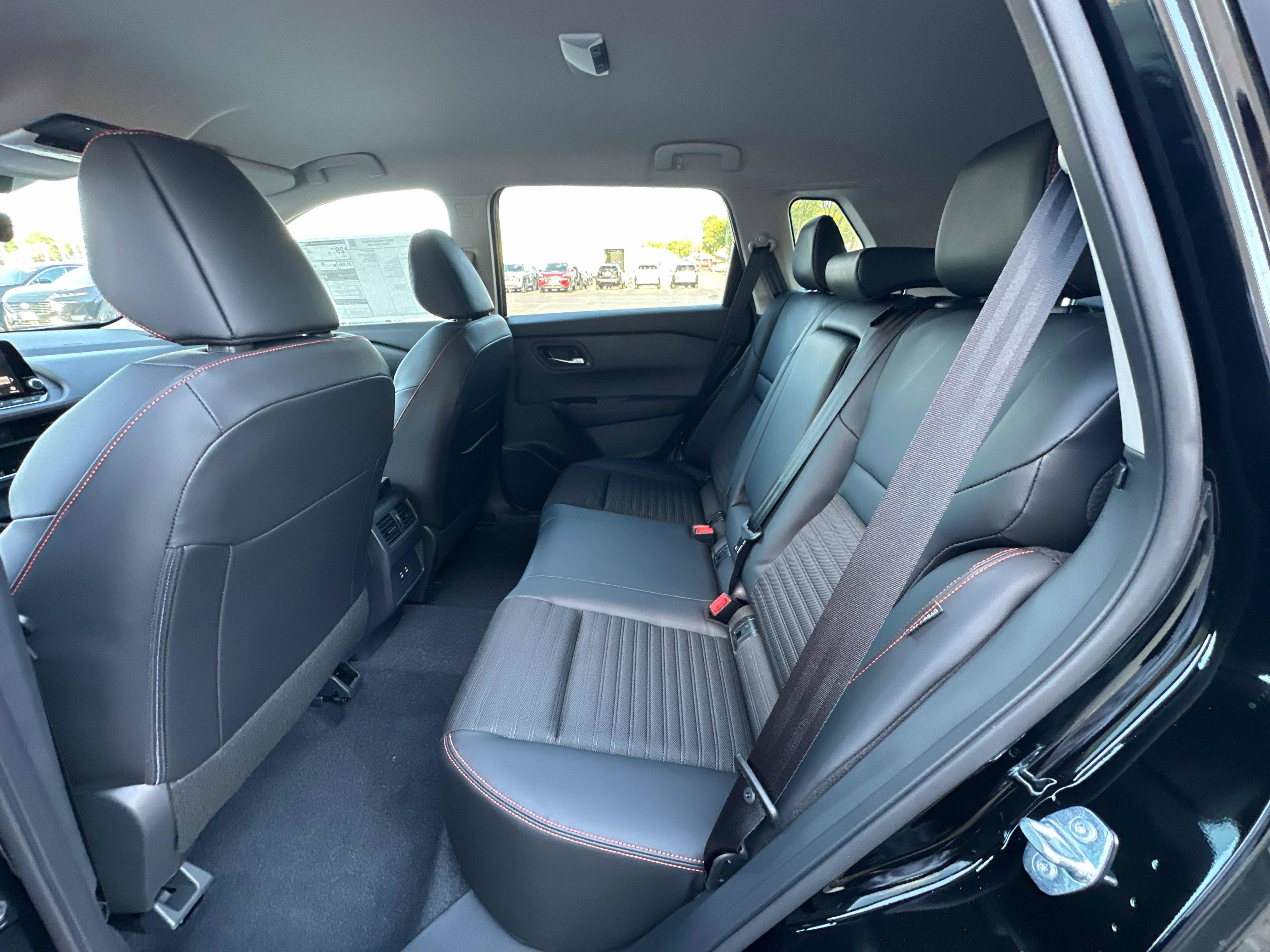 New 2026 Nissan Rogue SV AWD/4WD image 30