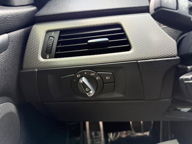 Used 2013 BMW 335is Convertible RWD image 36