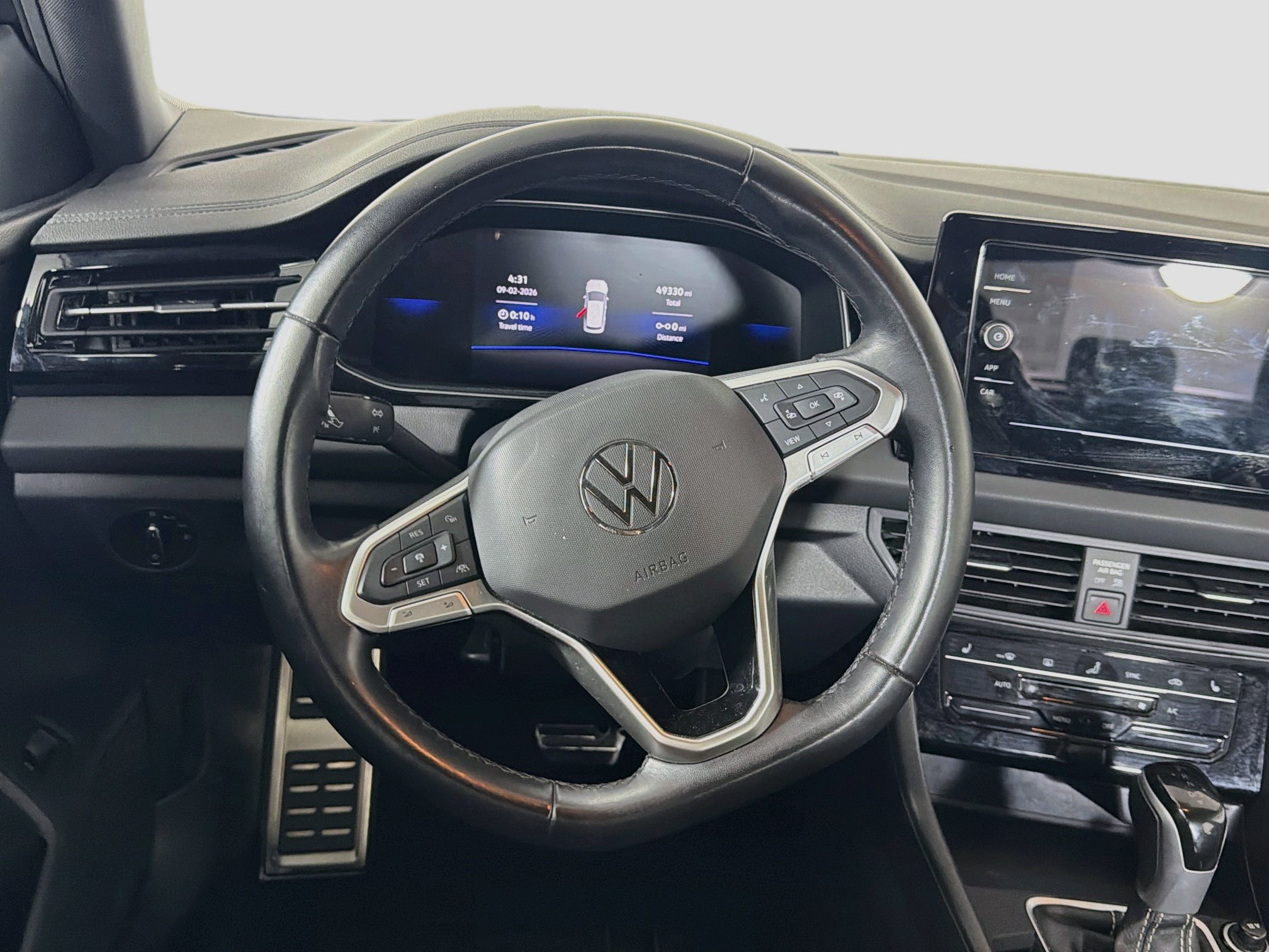 Used 2025 Volkswagen Jetta Sport FWD image 17