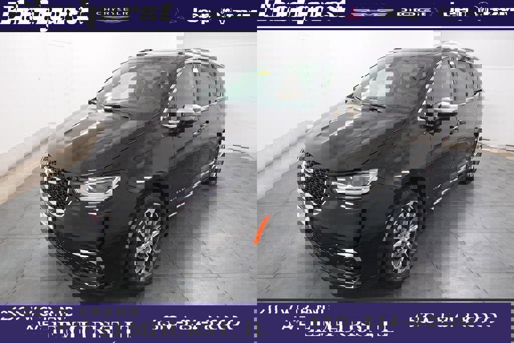 New 2026 Chrysler Pacifica Pinnacle image 1