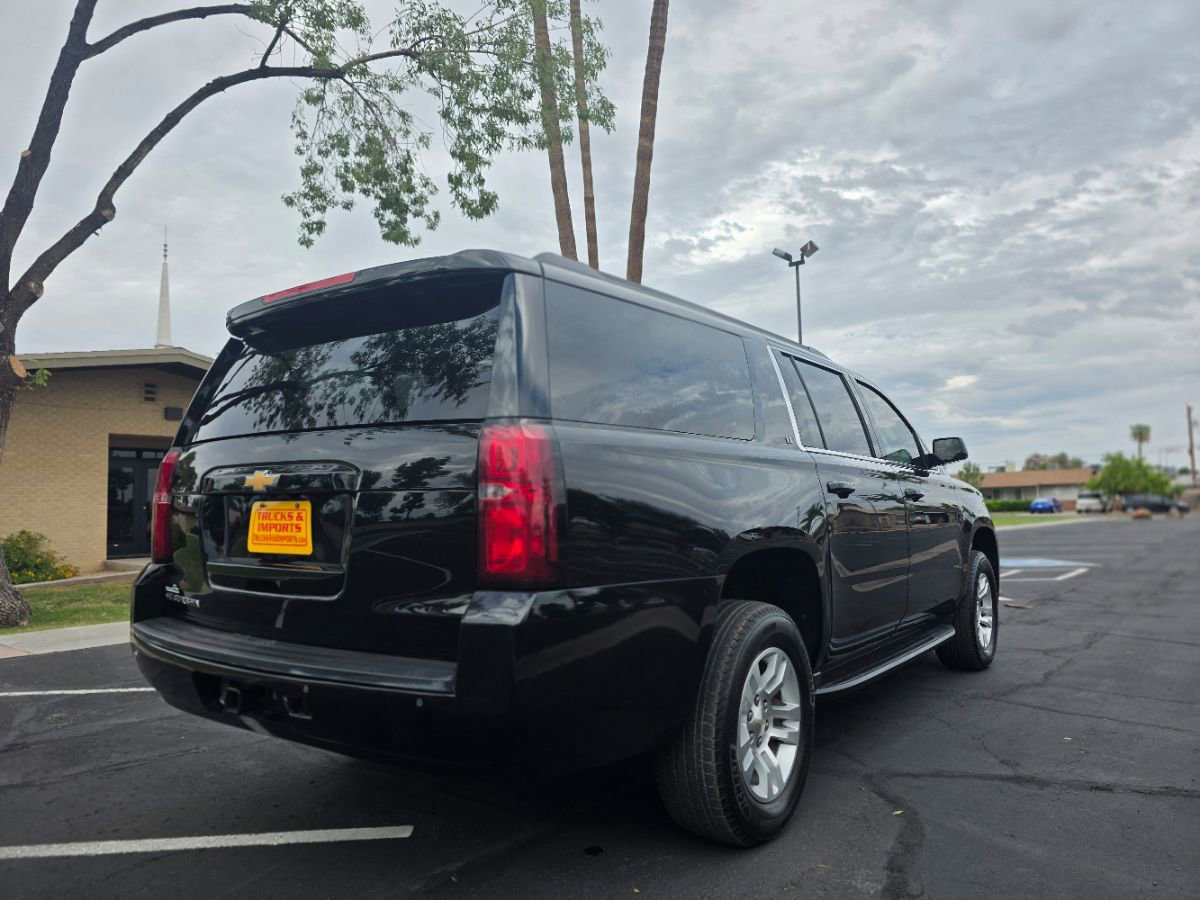 Used 2020 Chevrolet Suburban LT image 6