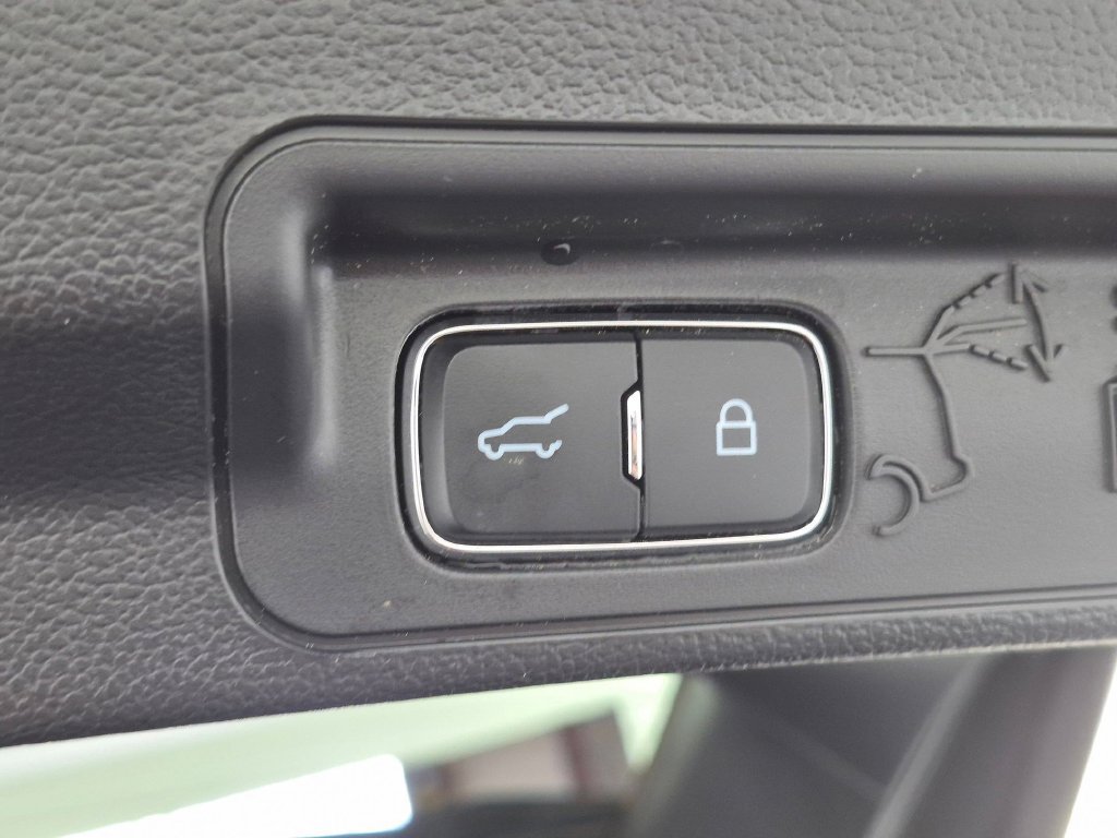 Used 2025 Ford Explorer ST w/ Sun And Sound Package AWD/4WD image 32