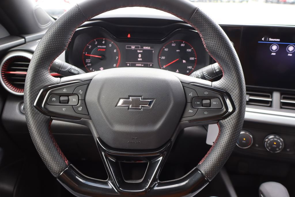 Used 2024 Chevrolet Trax RS w/ Driver Confidence Package FWD image 6