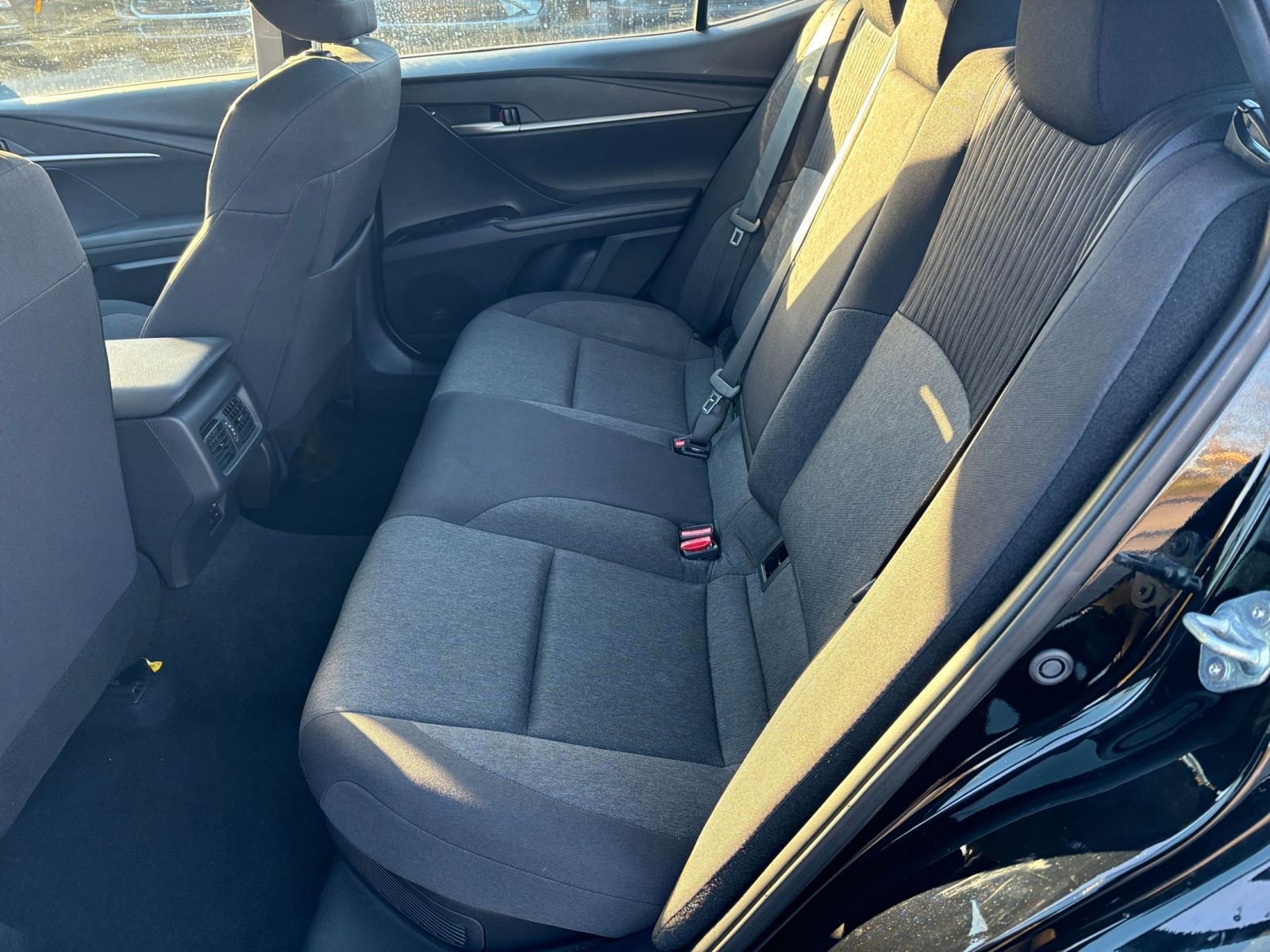 Used 2025 Toyota Camry LE image 24