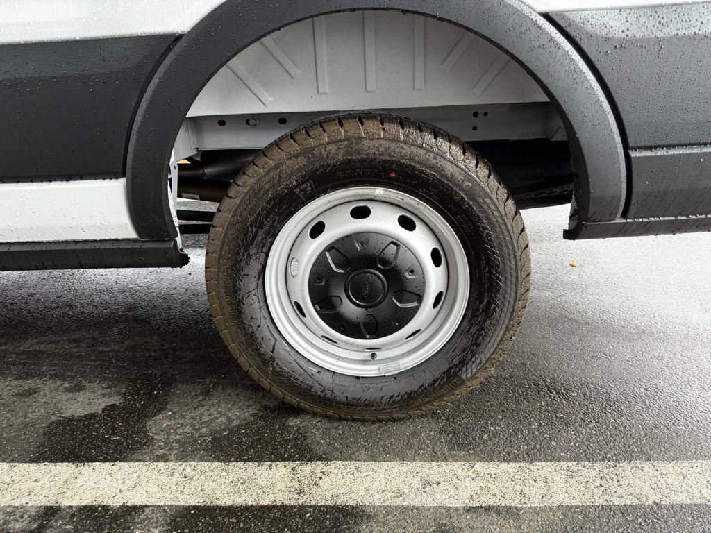 New 2025 Ford Transit 250 148 Medium Roof w/ Load Area Protection Package image 10