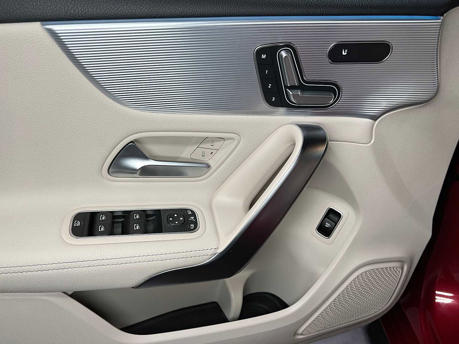 Used 2021 Mercedes-Benz A 220 4MATIC image 21