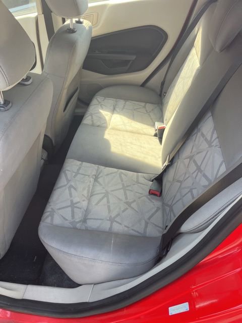 Used 2012 Ford Fiesta SE FWD image 15