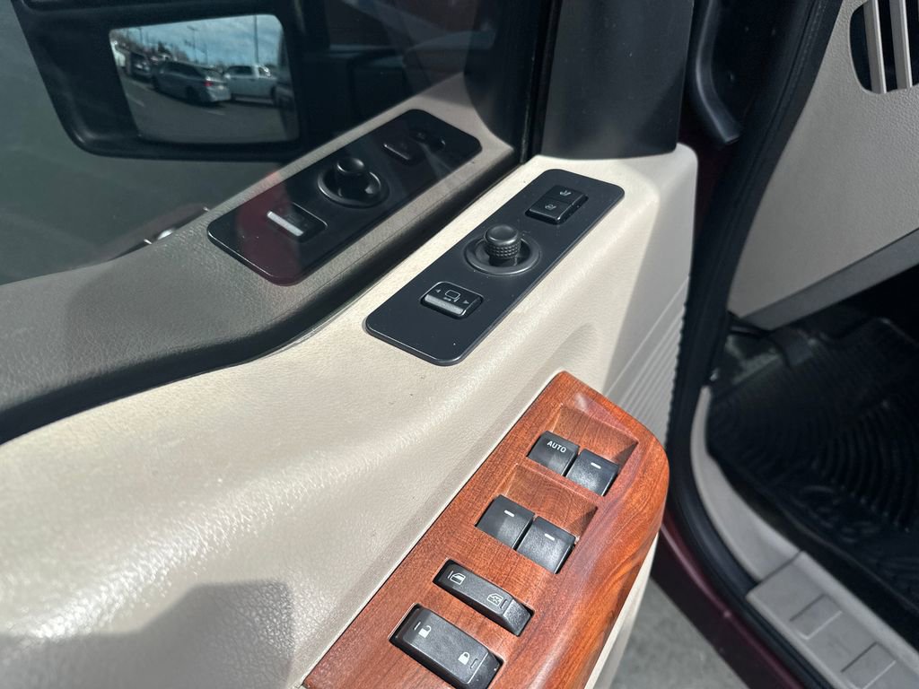 Used 2009 Ford F350 4x4 Crew Cab Super Duty image 11