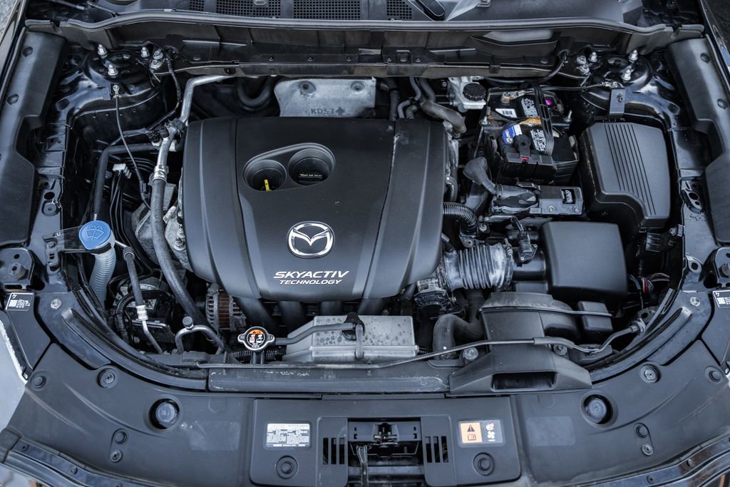 Used 2017 MAZDA CX-5 Touring w/ I-ACTIVSENSE Package image 19