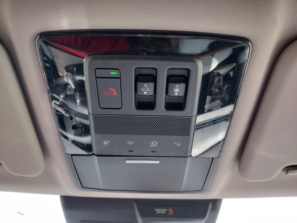 New 2025 Mitsubishi Outlander SE image 21