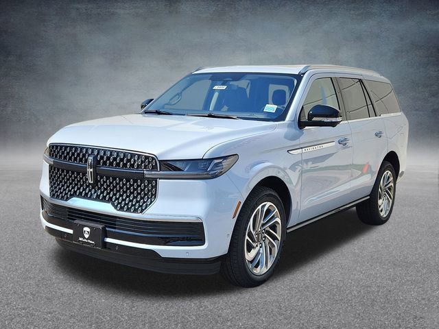 New 2025 Lincoln Navigator Reserve image 3