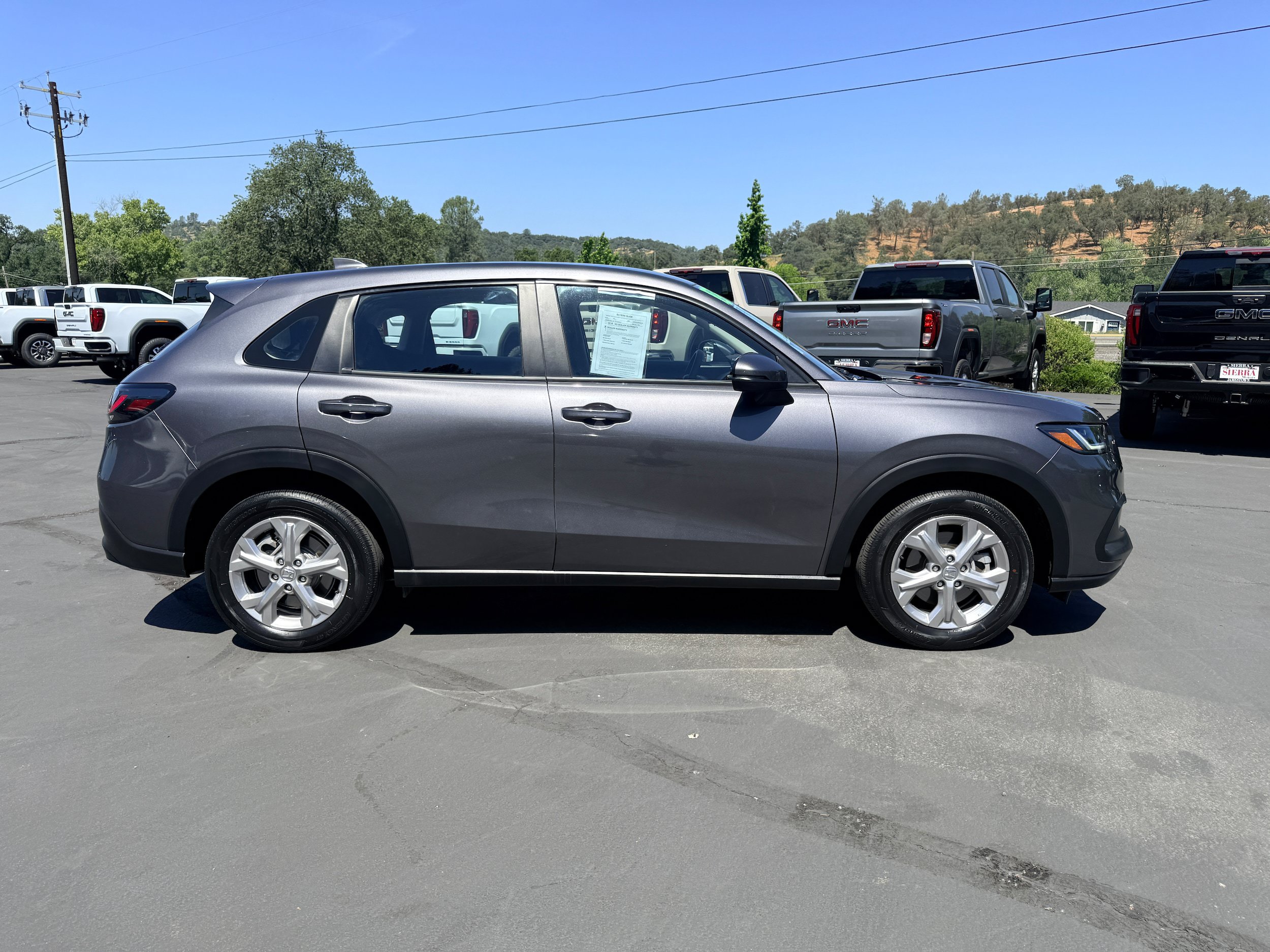 Used 2025 Honda HR-V LX image 5