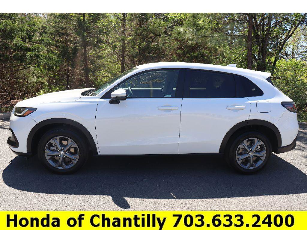 Used 2026 Honda HR-V LX image 4