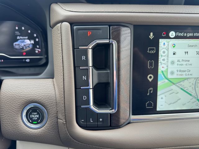 Used 2023 GMC Yukon XL Denali image 16