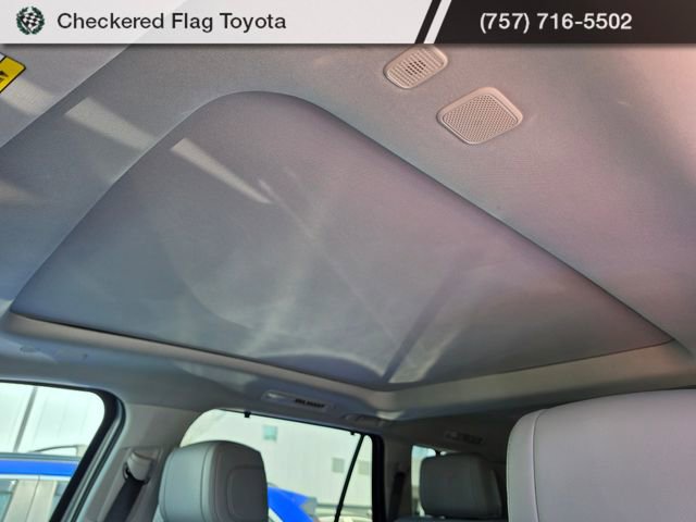Used 2024 Toyota Sequoia Limited AWD/4WD image 9
