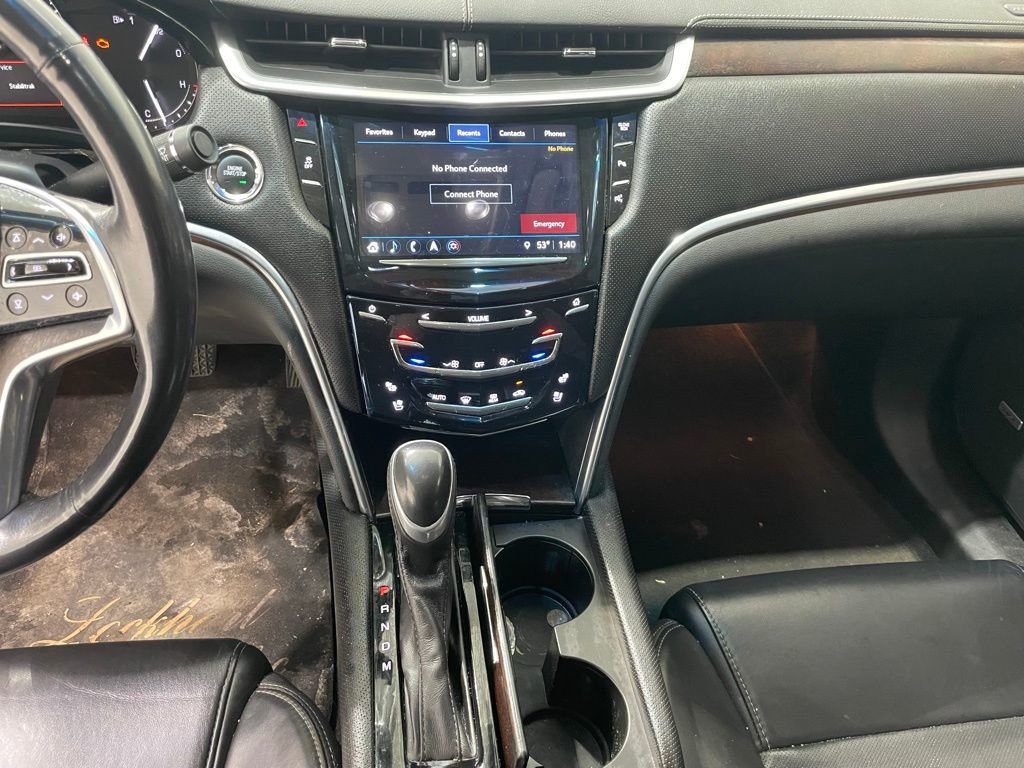 Used 2019 Cadillac XTS Luxury image 11