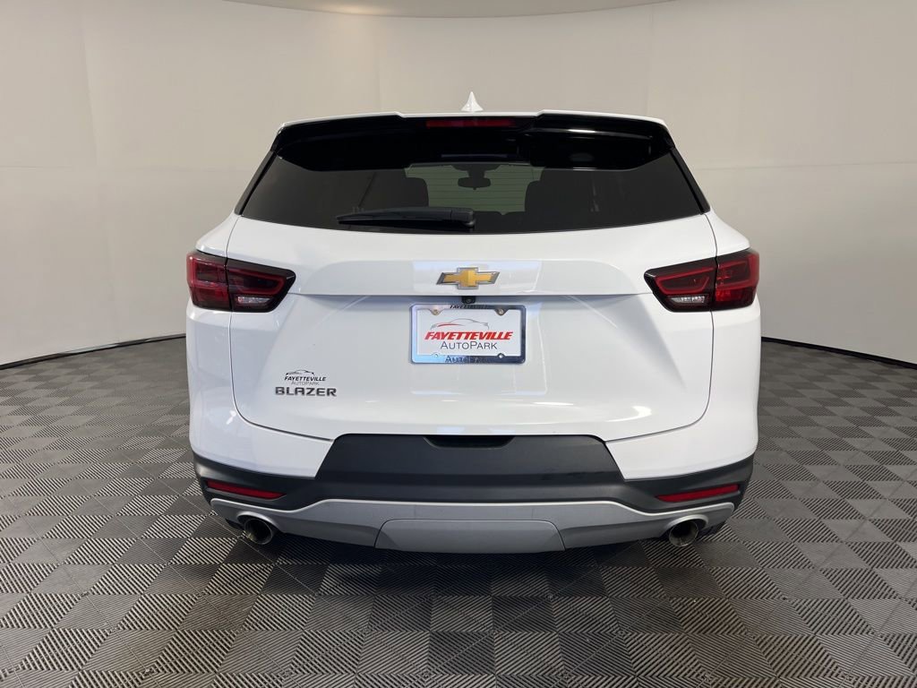 Certified 2025 Chevrolet Blazer LT image 4