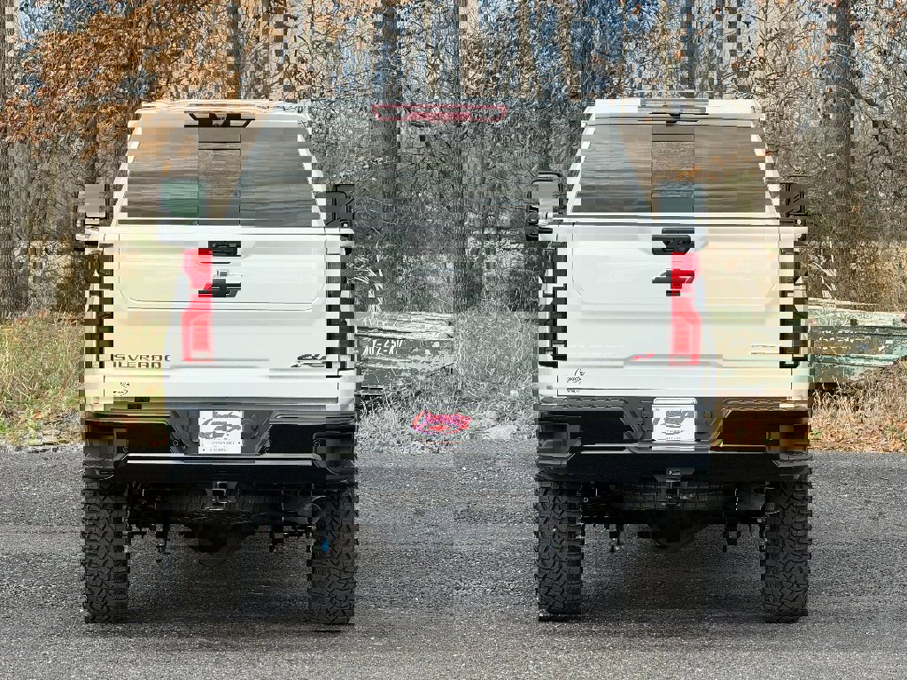 New 2026 Chevrolet Silverado 2500 ZR2 image 7