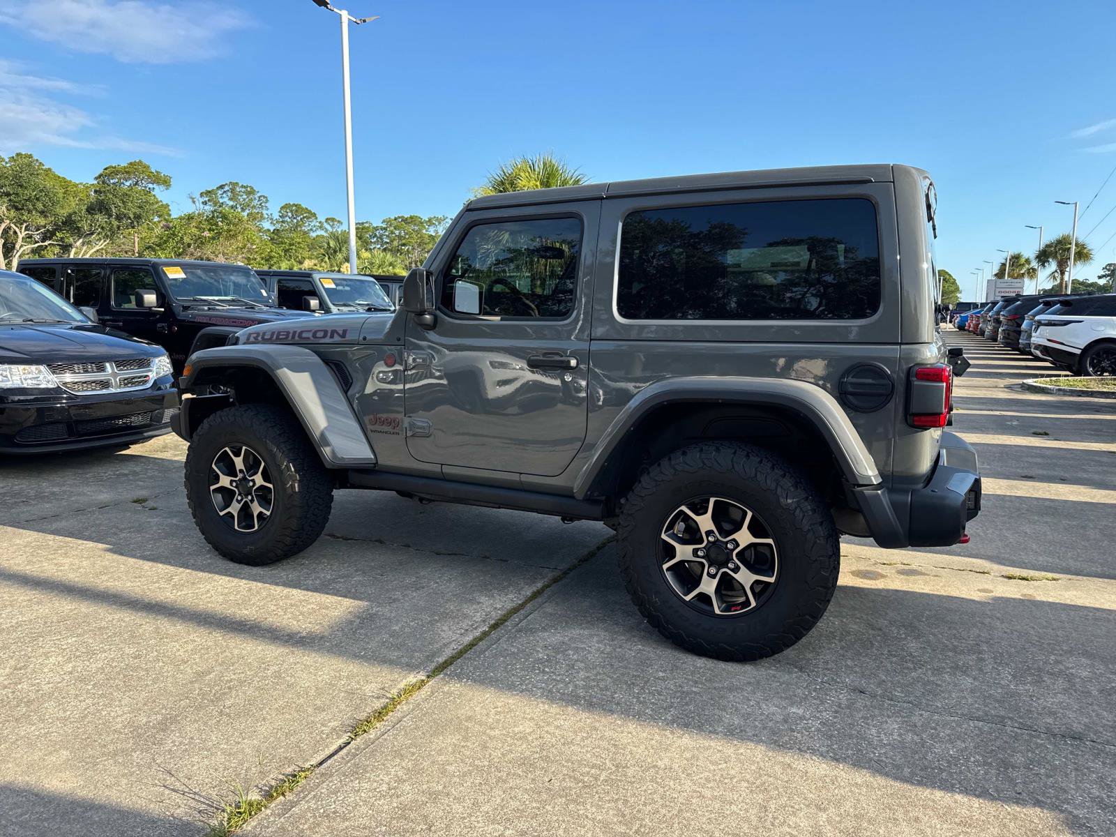 Used 2019 Jeep Wrangler Rubicon w/ Steel Bumper Group AWD/4WD image 5