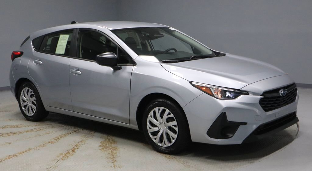 Used 2025 Subaru Impreza 2.0i image 1