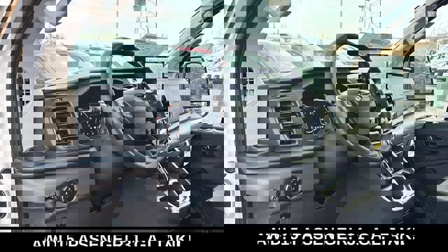 New 2025 Ford Transit 350 XLT image 7